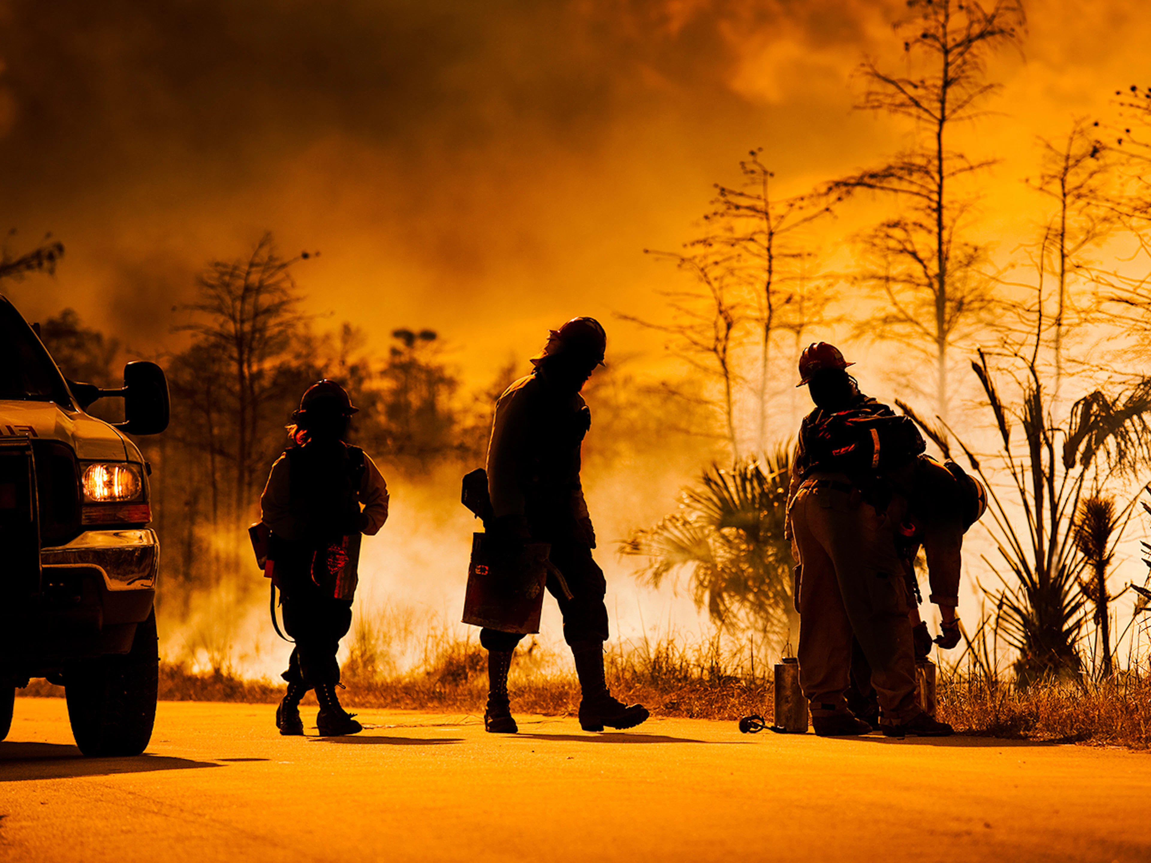 Know when it's safe to keep working and when it's time to take action from wildfire smoke