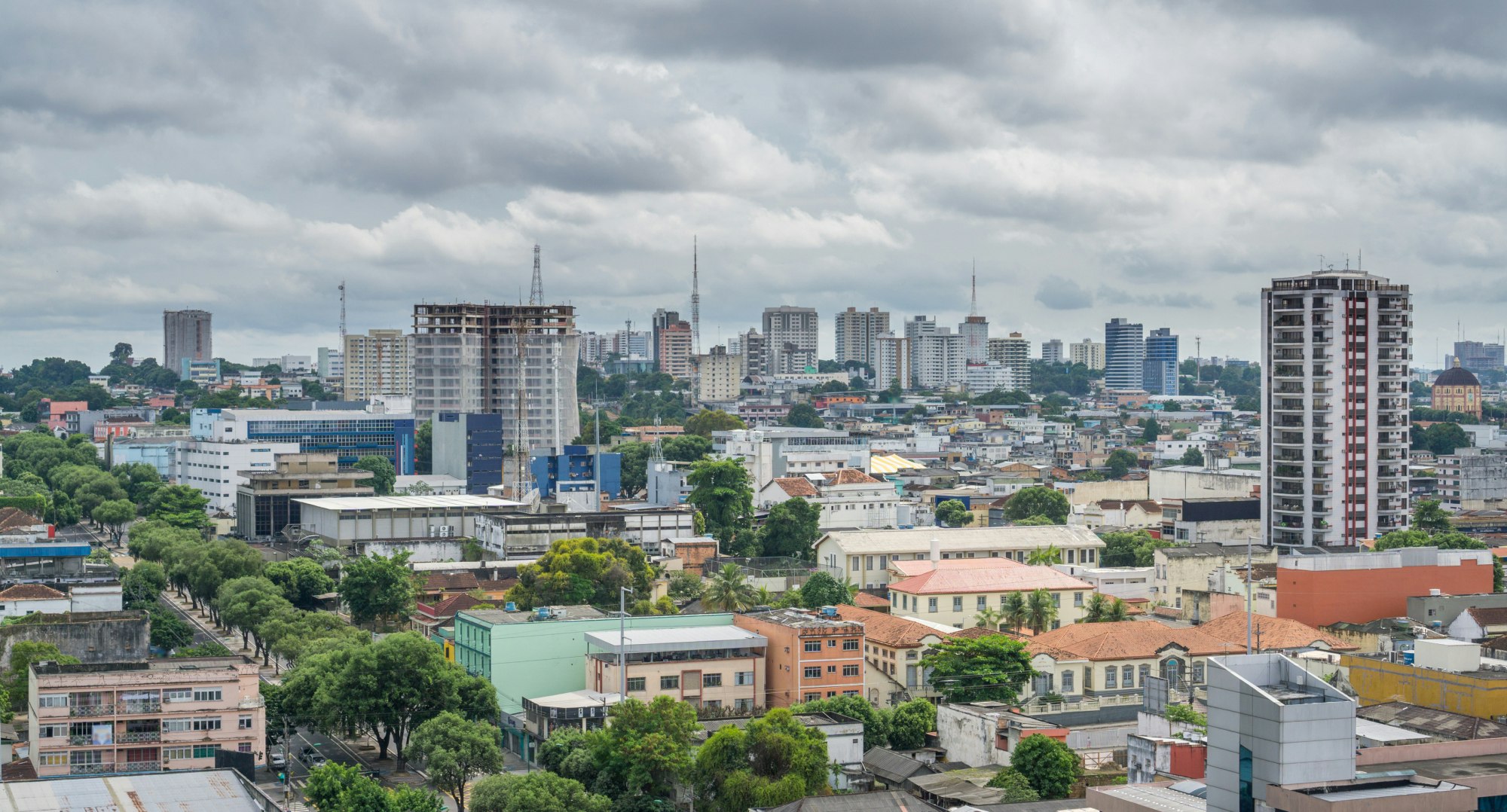 Increasing Air Quality Awareness via Real-Time Monitoring in the Amazon's Largest City
