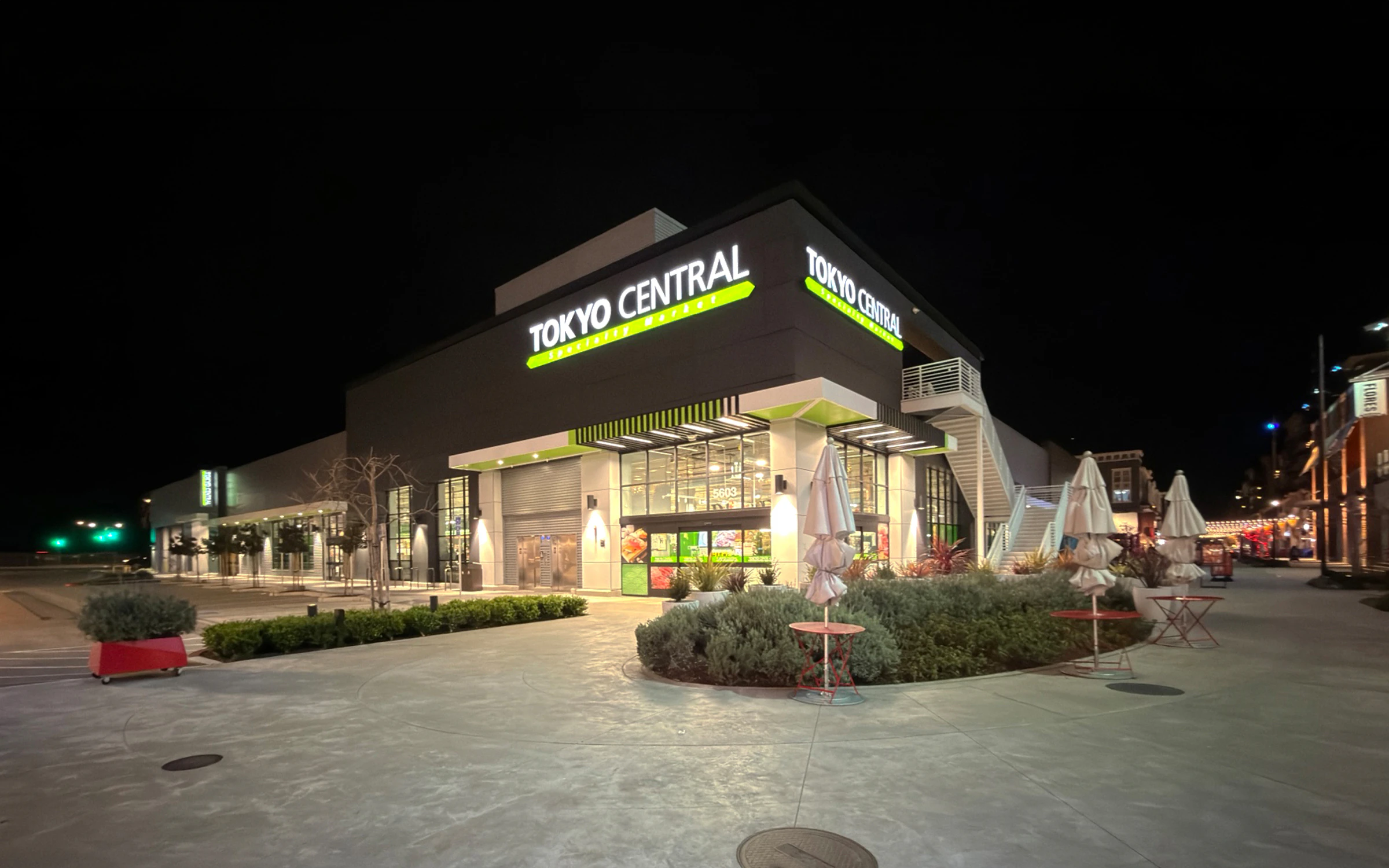 <p>Transforming a neglected site into a premium retail destination</p>