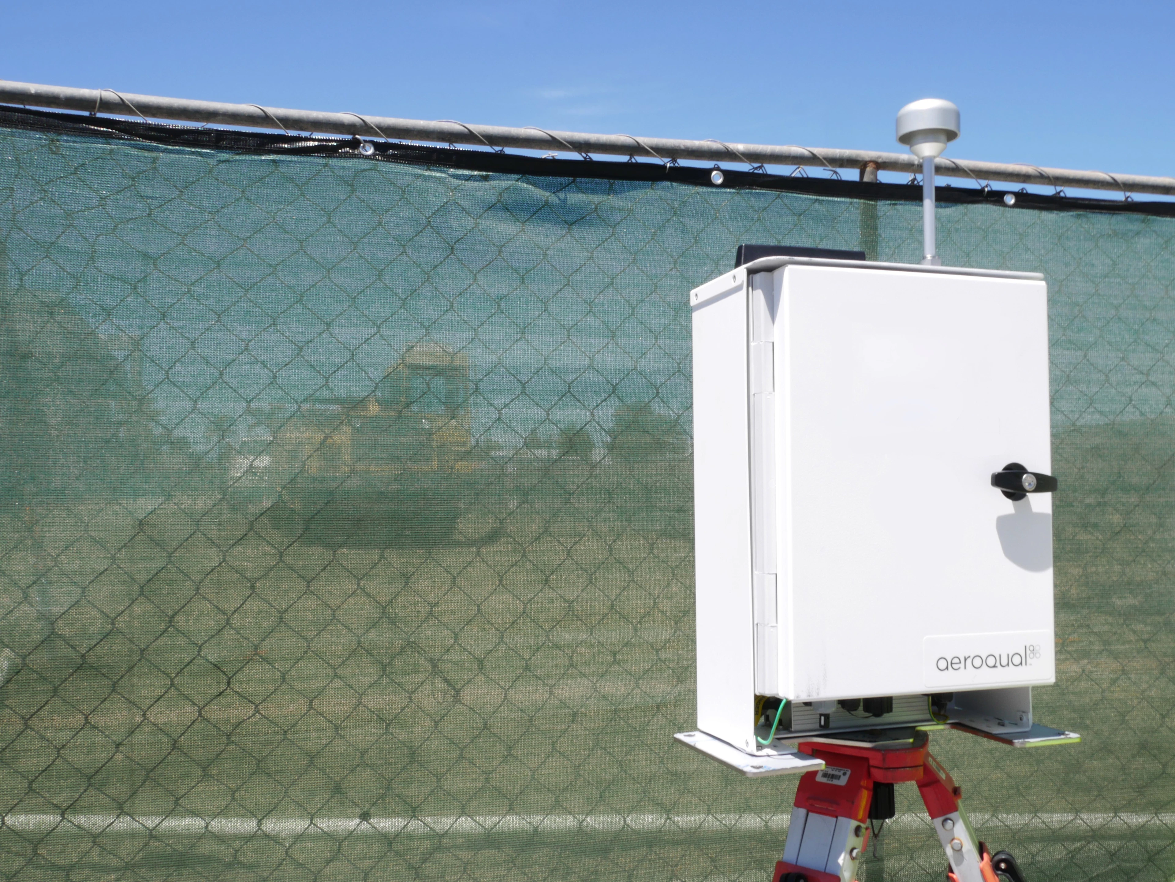 Aeroqual Dust Sentry with Automated Site Contribution Reporting Tool - Irvine, California