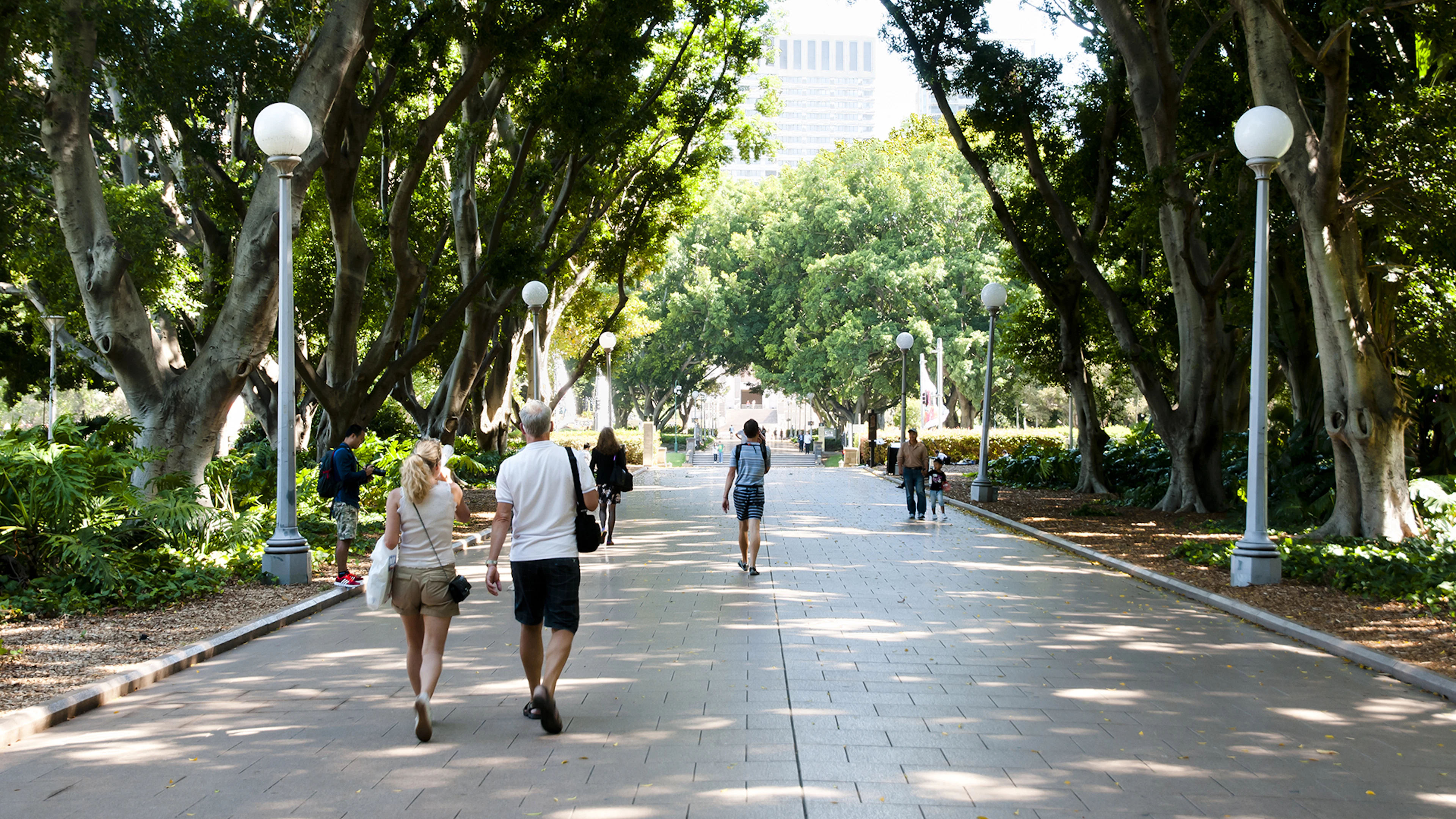 Improving the Reliability of Sensor Readings in Community Air Monitoring